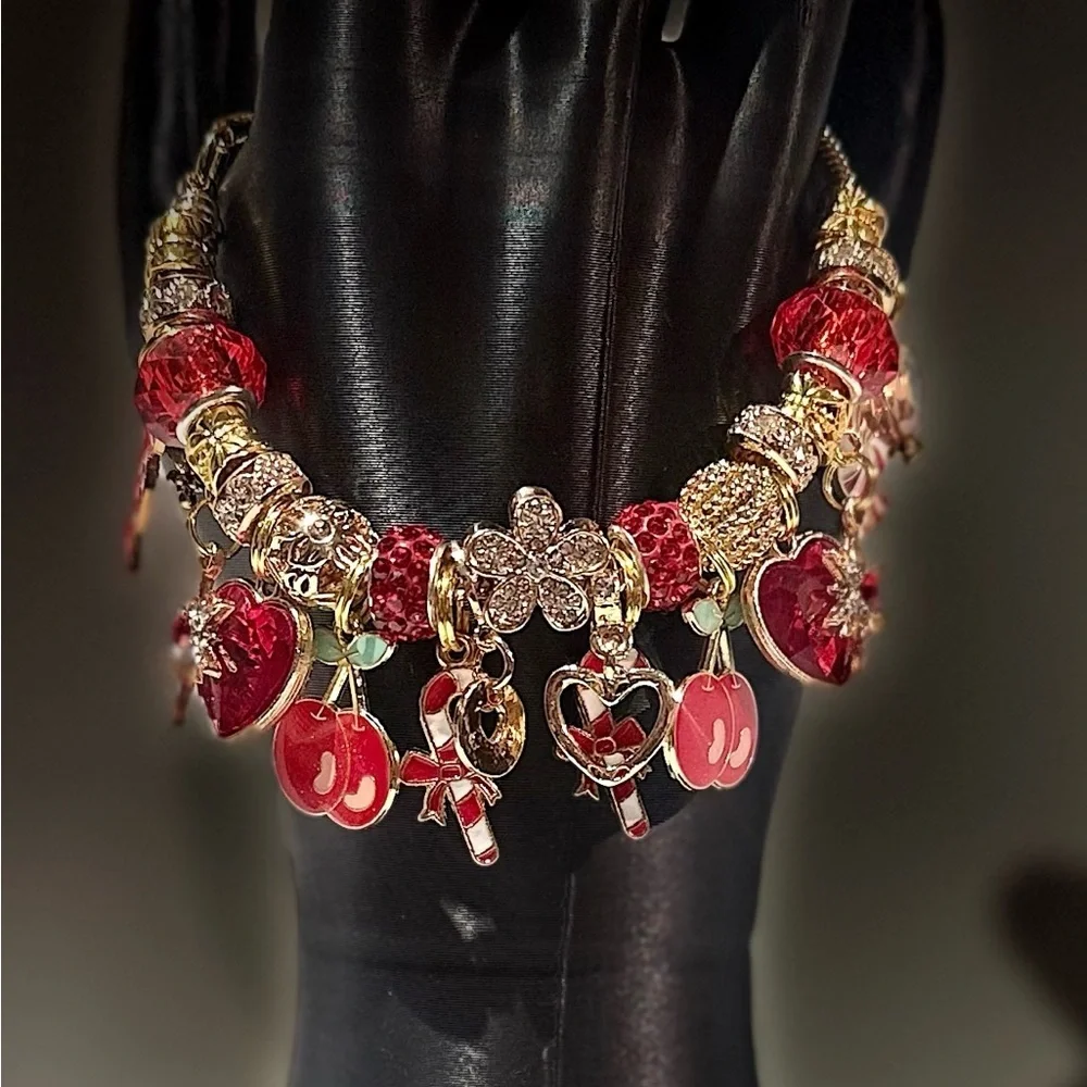 Charming Red and Gold Christmas Heart Bracelet